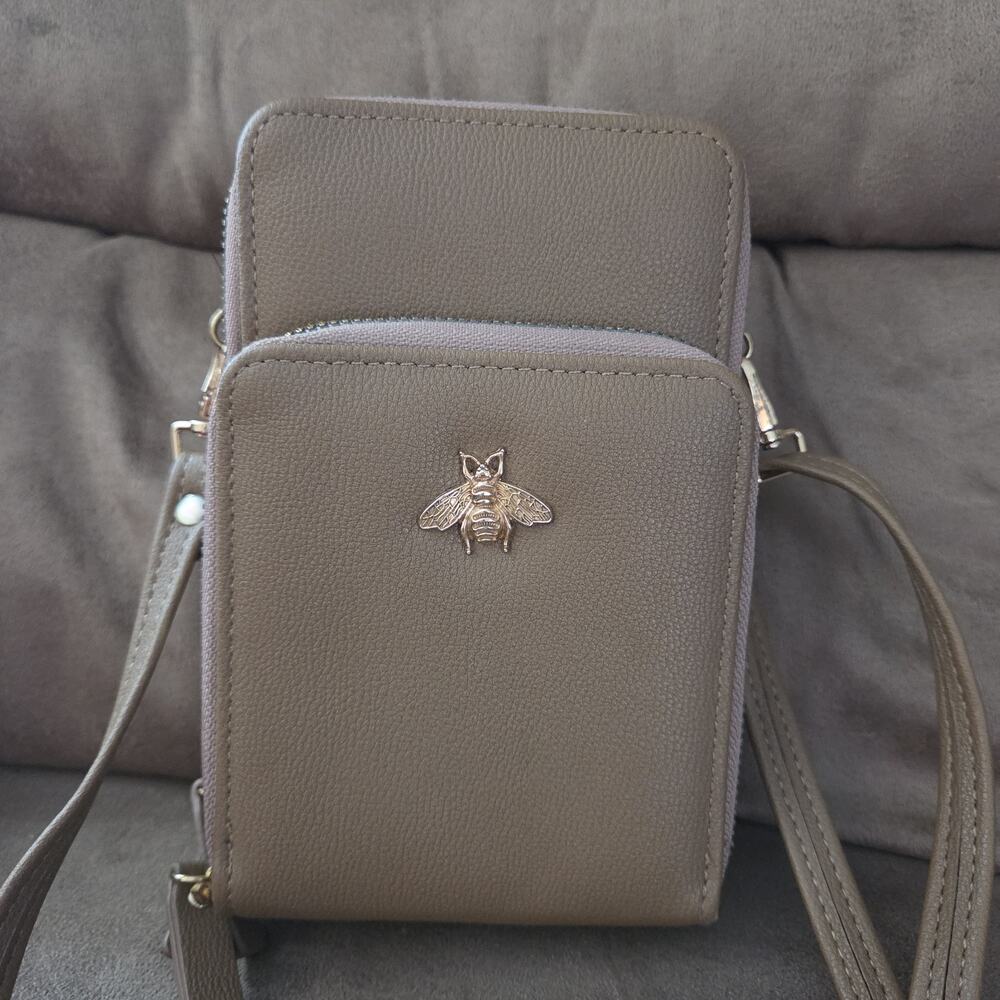 Tan Women’s Crossbody Bag Double Zip Gold Hardware Bee Emblem Detach Strap